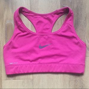 Nike drifit sports bra